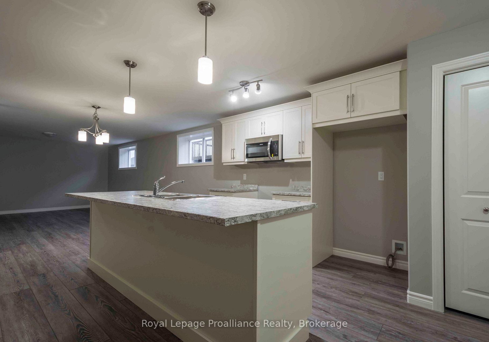 47-dewal-place-belleville-ontario-x13602838