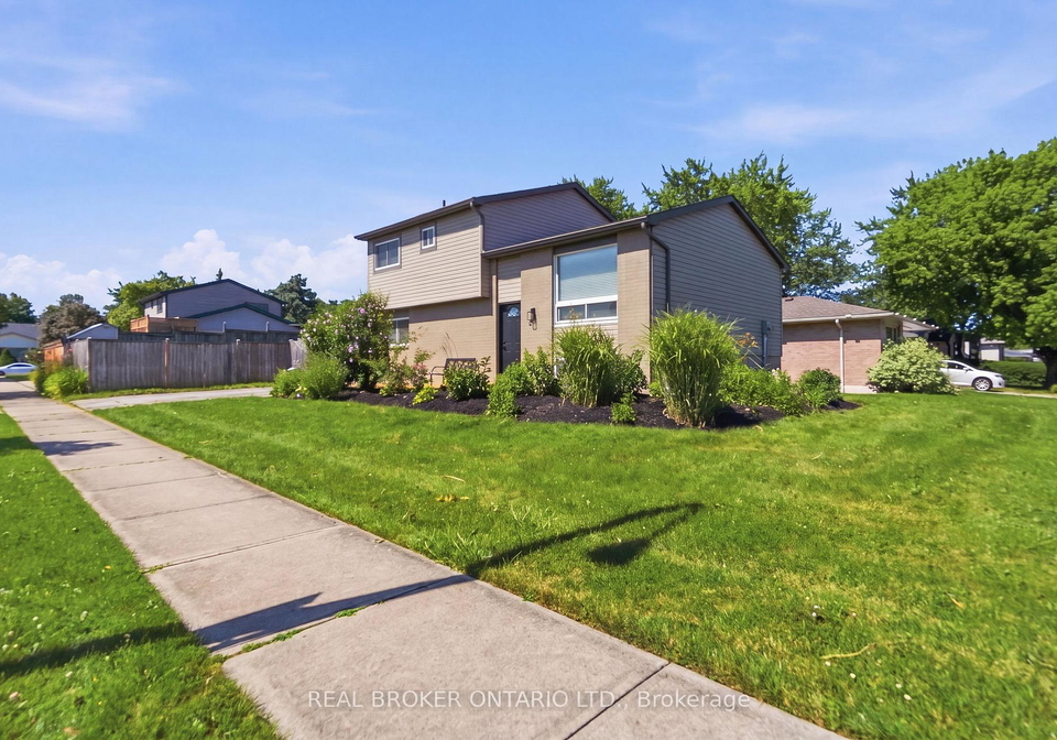 3-prideaux-street-hamilton-ontario-x13602856
