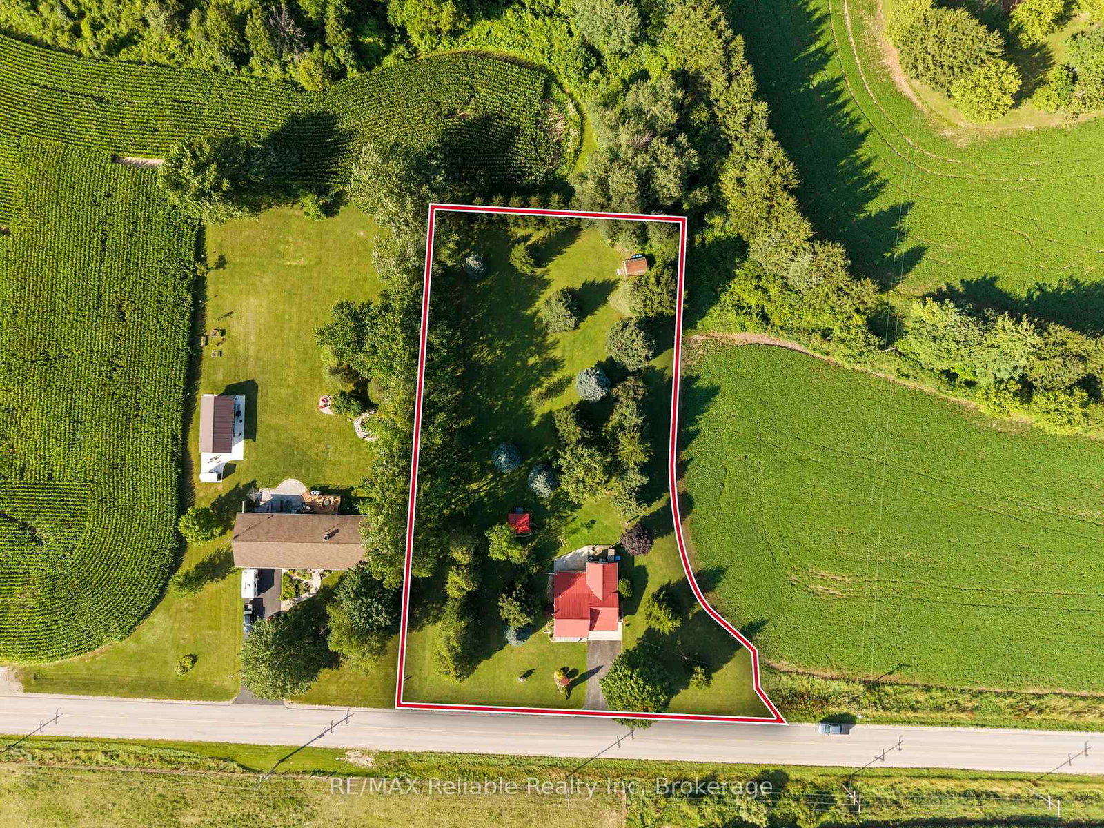 40356-hydro-line-road-central-huron-ontario-x13603146