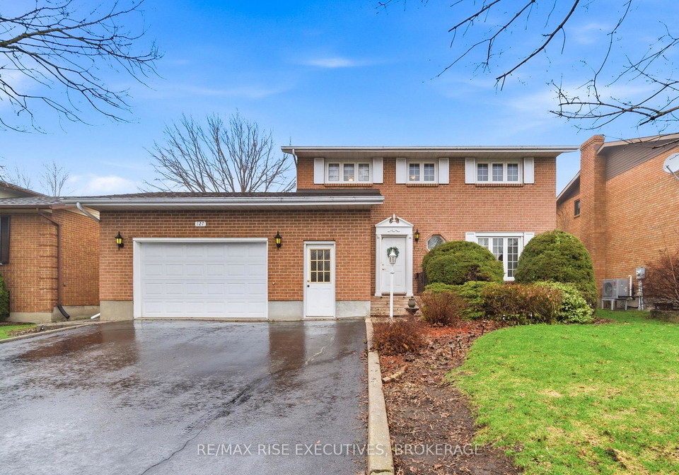 127-nicholson-crescent-loyalist-ontario-x13603152