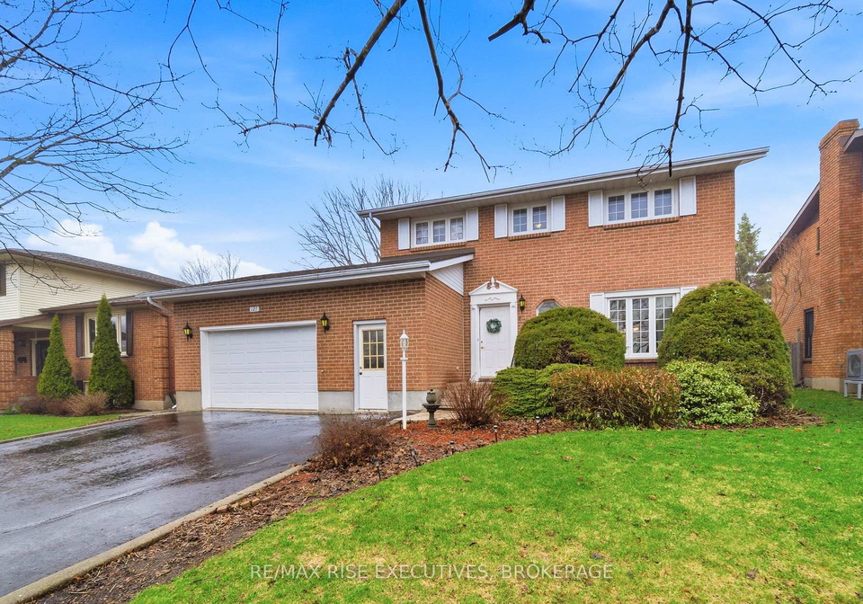 127-nicholson-crescent-loyalist-ontario-x13603152