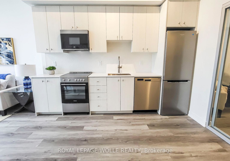 15-wellington-street-s-kitchener-ontario-x13603254