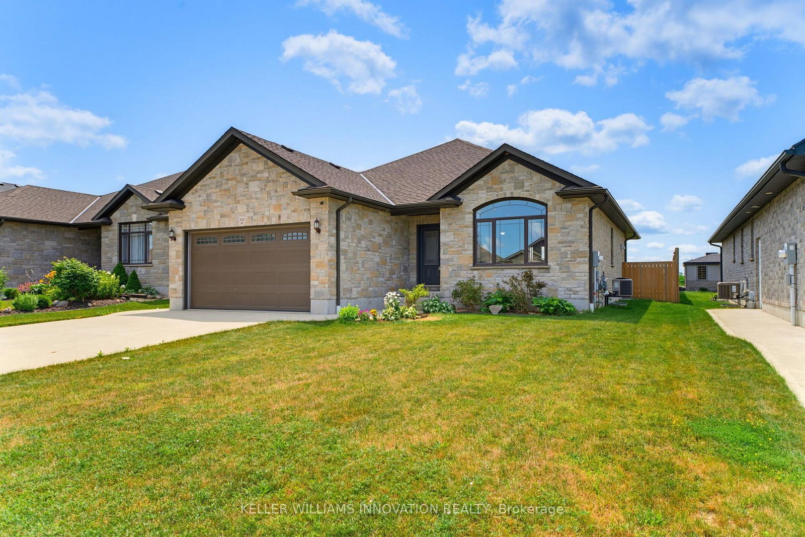 200-krotz-street-w-north-perth-ontario-x13603256