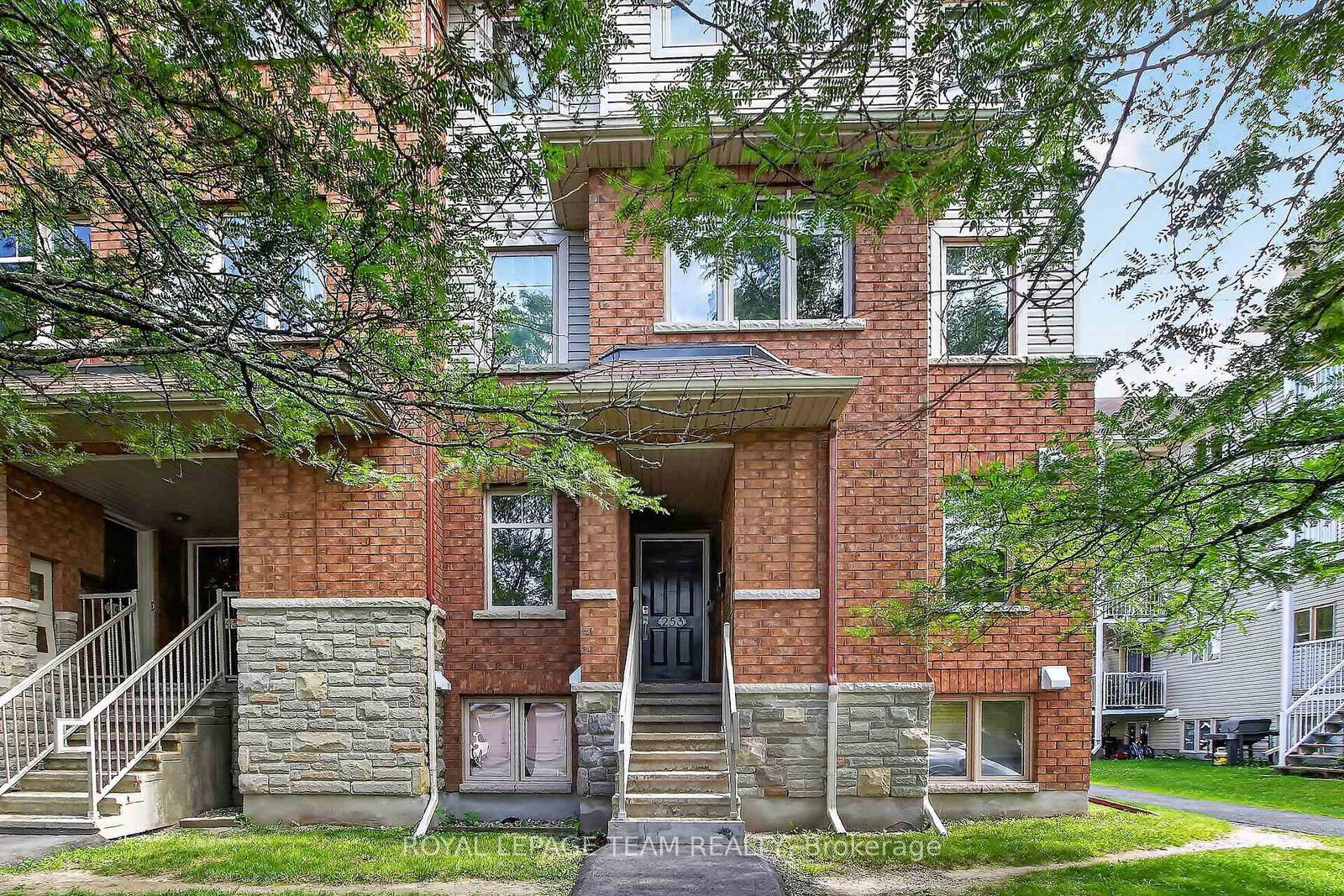 255-deercroft-avenue-ottawa-ontario-x13603328