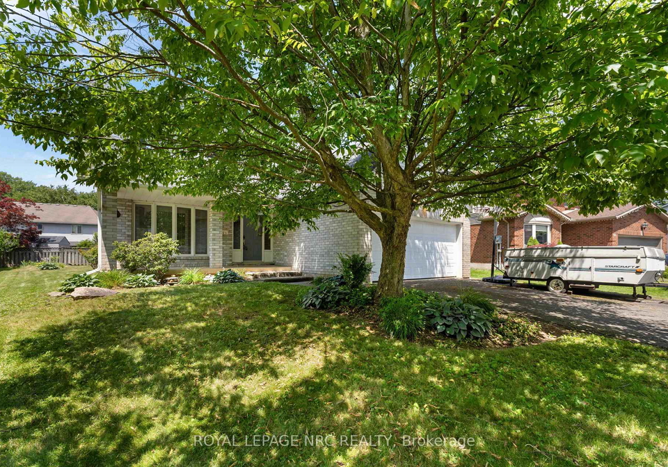 23-woodside-square-pelham-ontario-x13603410