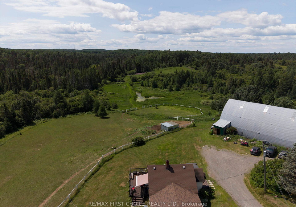 2099-gus-wuori-road-thunder-bay-remote-area-ontario-x13603418