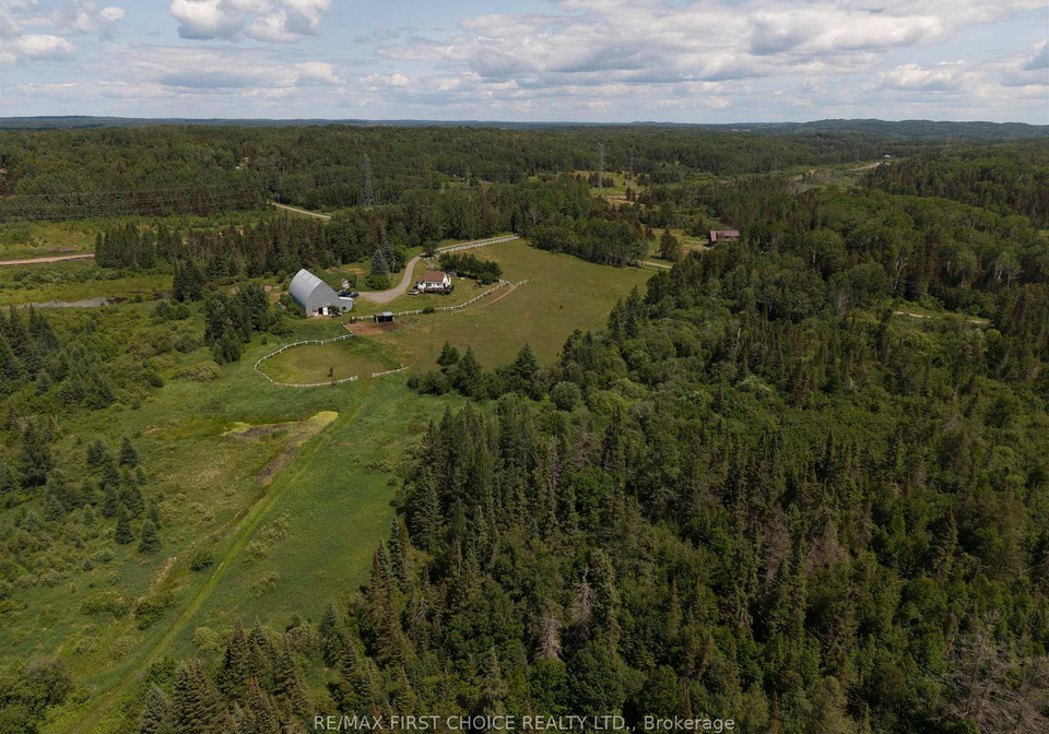 2099-gus-wuori-road-thunder-bay-remote-area-ontario-x13603418