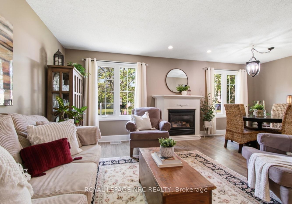 182-leaside-drive-welland-ontario-x13603474