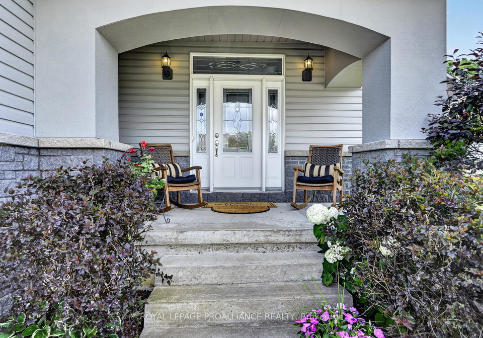 1330-cuthbertson-avenue-brockville-ontario-x13603786