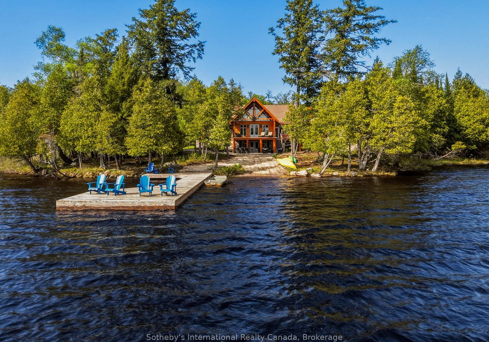2889-ahmic-lake-road-magnetawan-ontario-x13603872