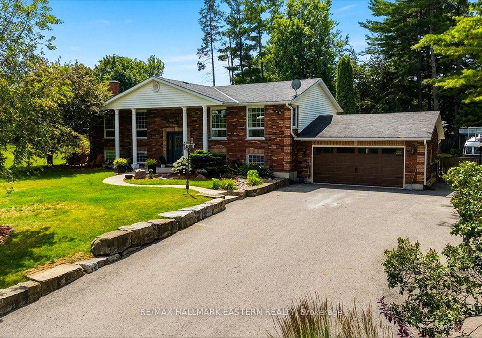 11-hillside-drive-selwyn-ontario-x13604020