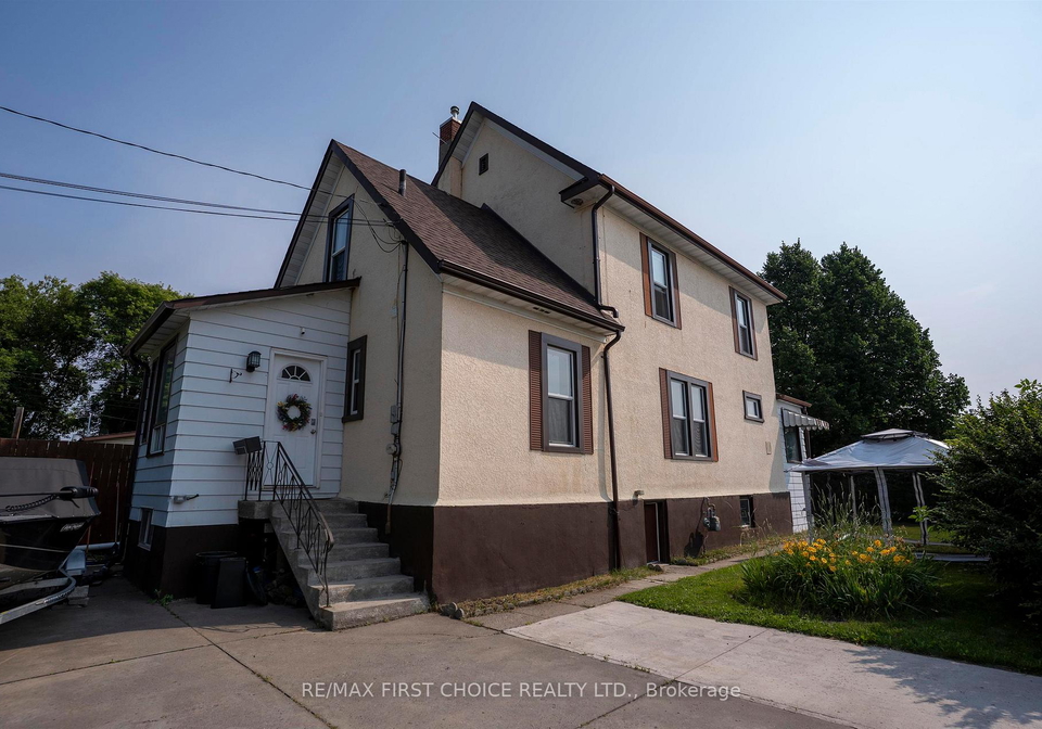 503-prince-arthur-boulevard-thunder-bay-ontario-x13604114