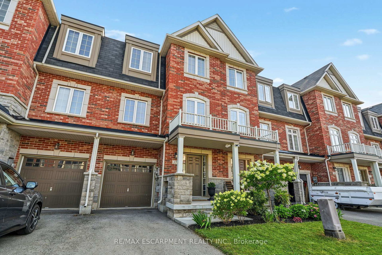 17-savage-drive-hamilton-ontario-x13604180