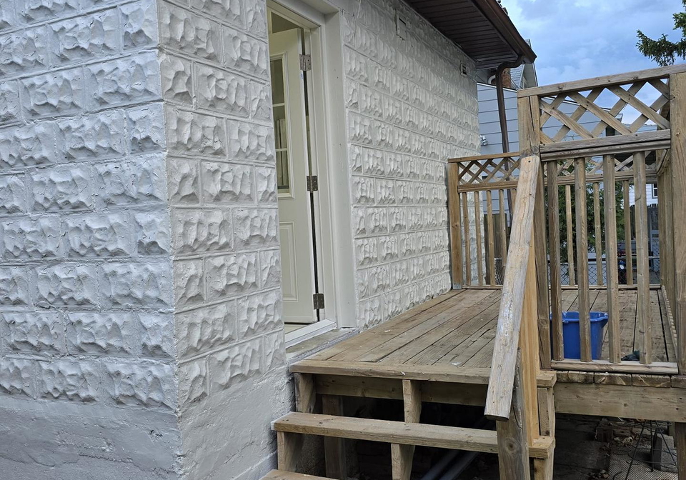 140-napier-street-sarnia-ontario-x13604314