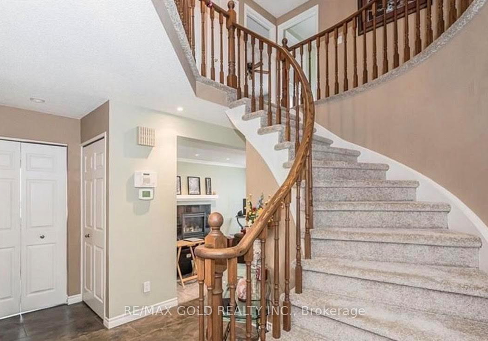 5-havenwood-court-kitchener-ontario-x13604504