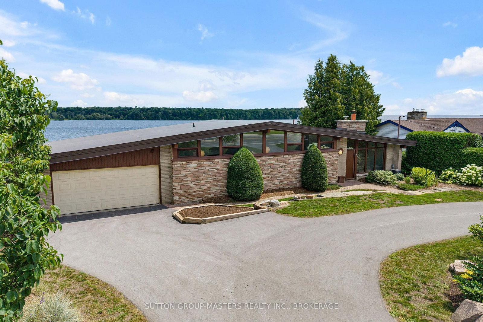 4242-bath-road-kingston-ontario-x13604588