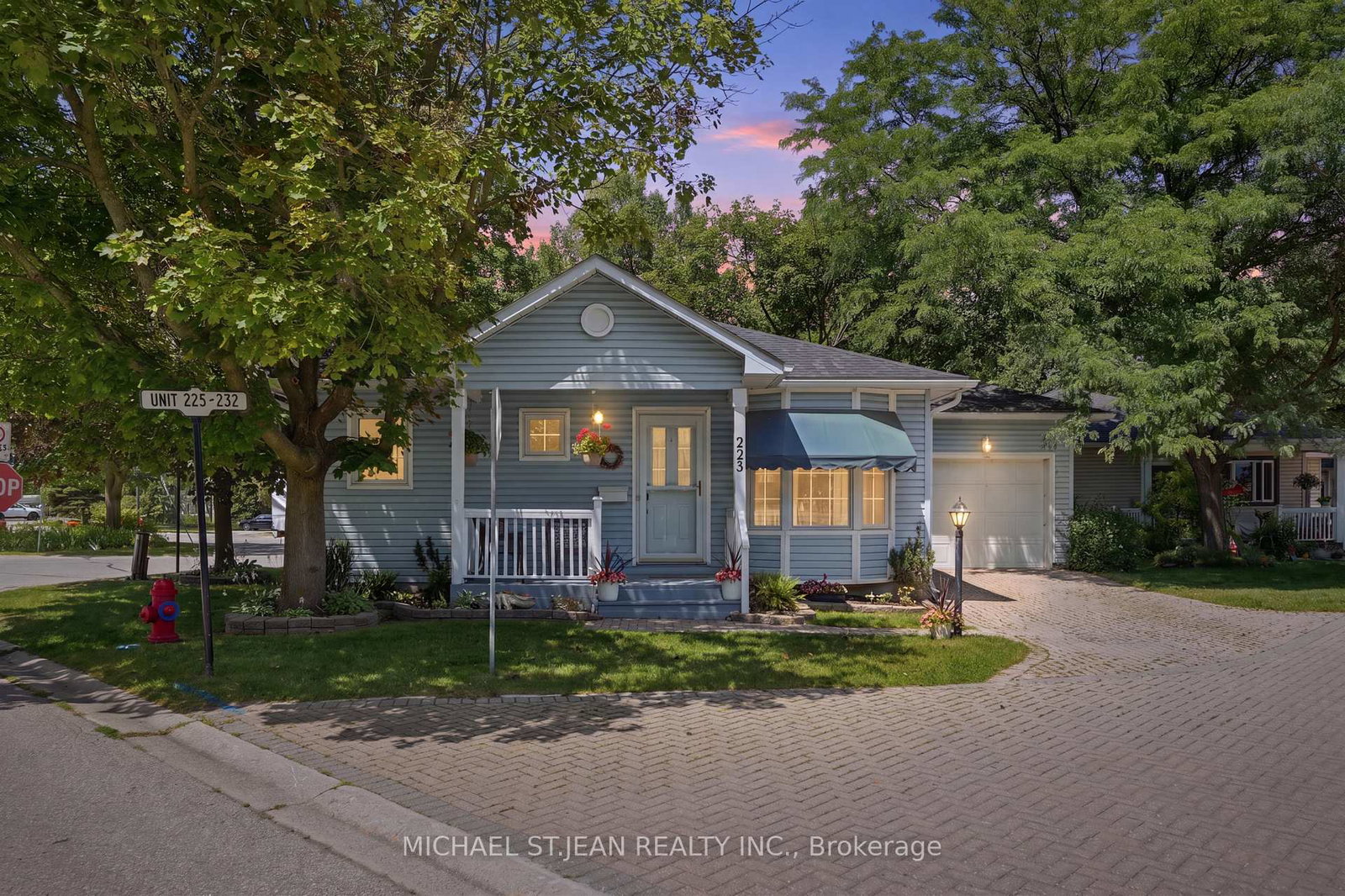 225-silverbirch-boulevard-hamilton-ontario-x13604684