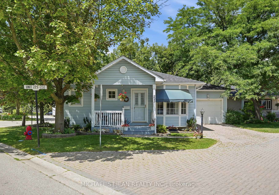 225-silverbirch-boulevard-hamilton-ontario-x13604684