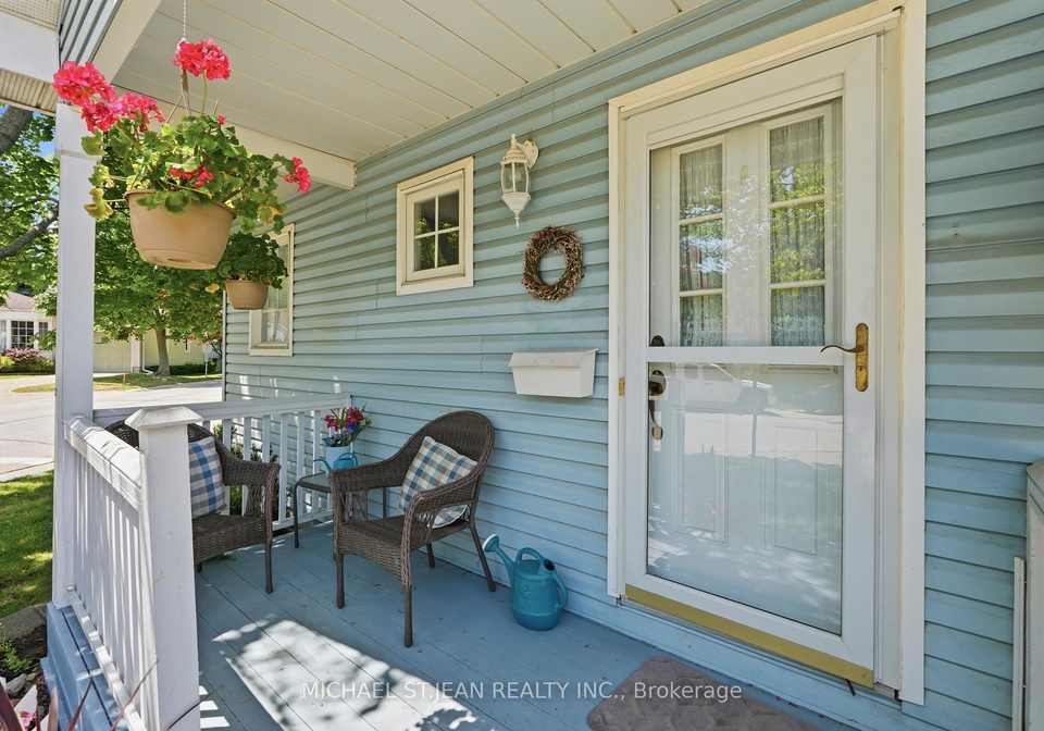 225-silverbirch-boulevard-hamilton-ontario-x13604684