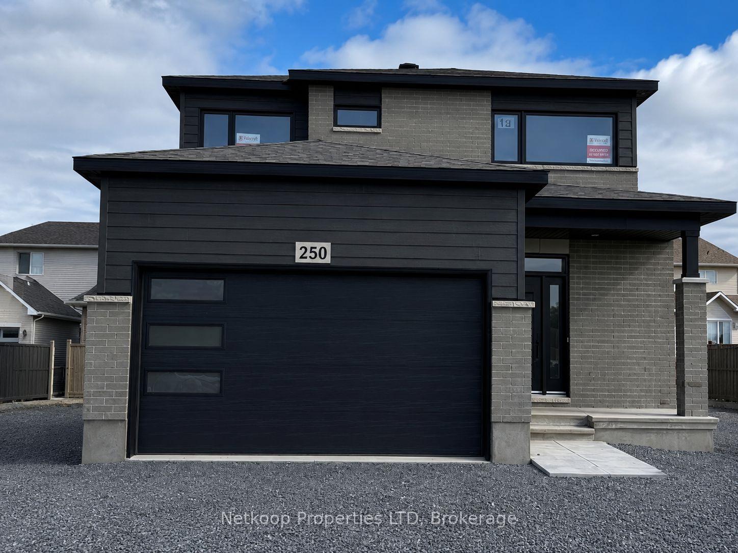 250-sam-avenue-russell-ontario-x13604686