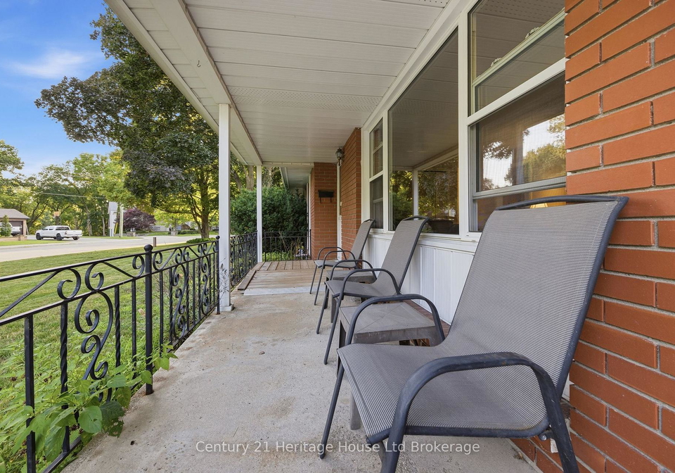 54-glendale-drive-tillsonburg-ontario-x13604692