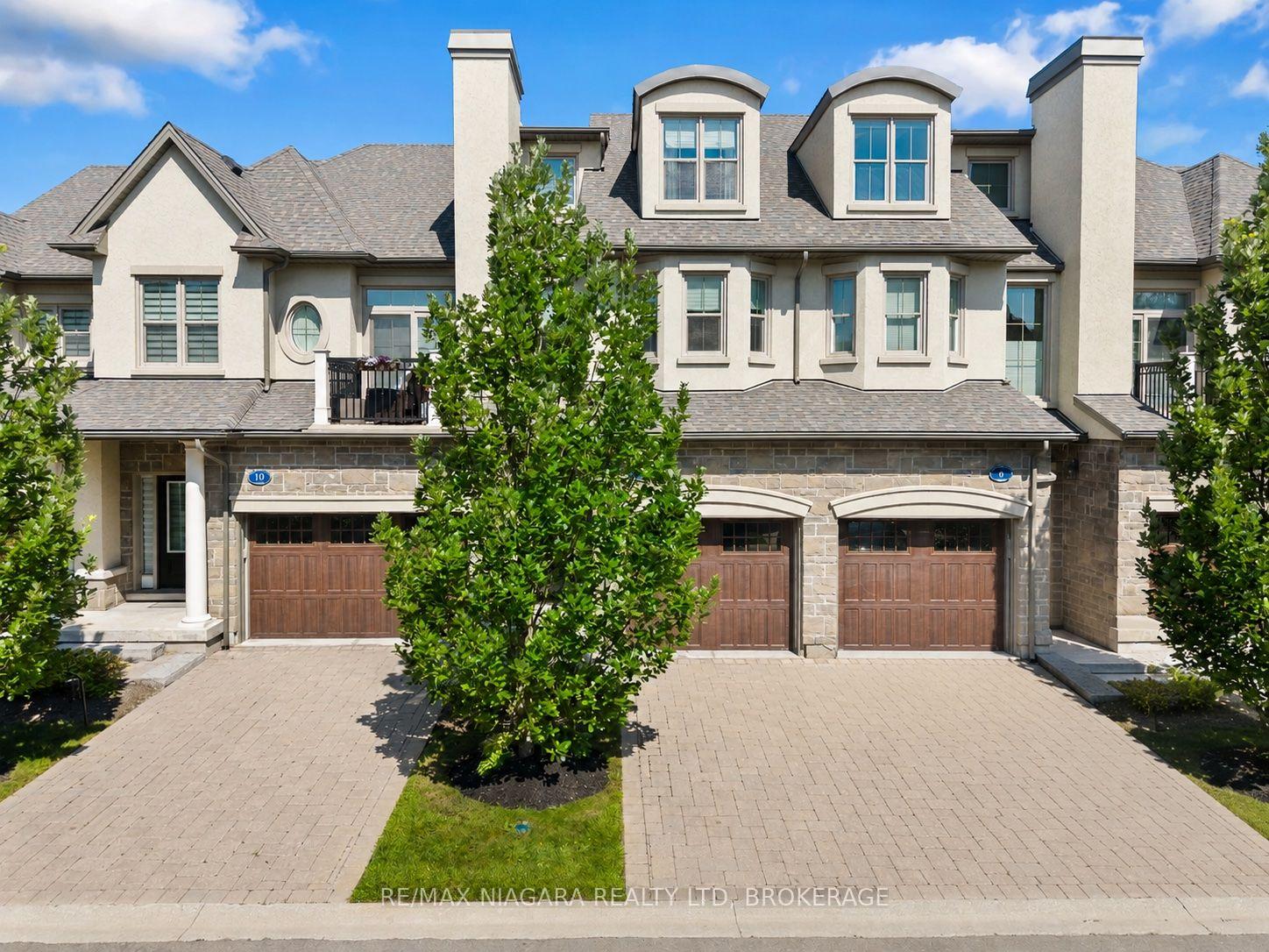 8-st-andrews-lane-s-niagara-on-the-lake-ontario-x13604778
