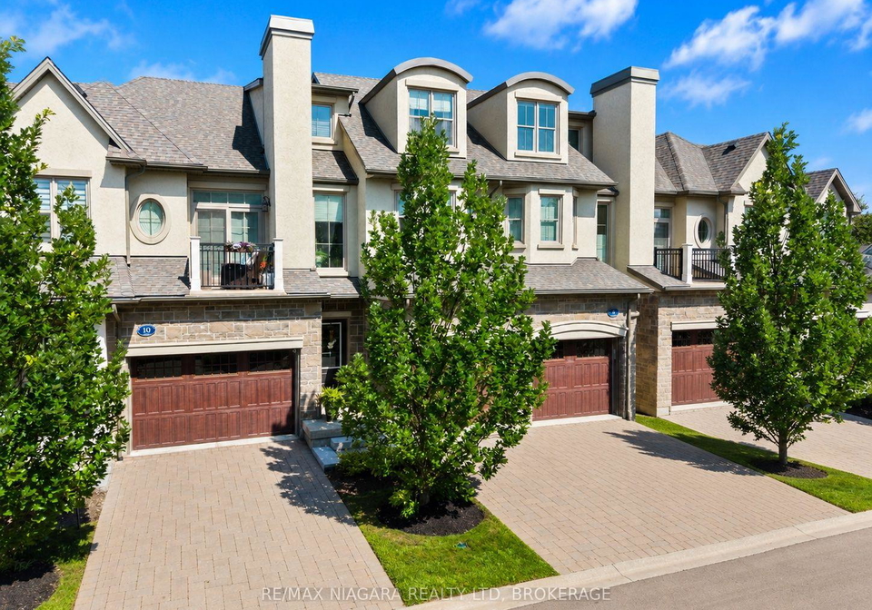 8-st-andrews-lane-s-niagara-on-the-lake-ontario-x13604778