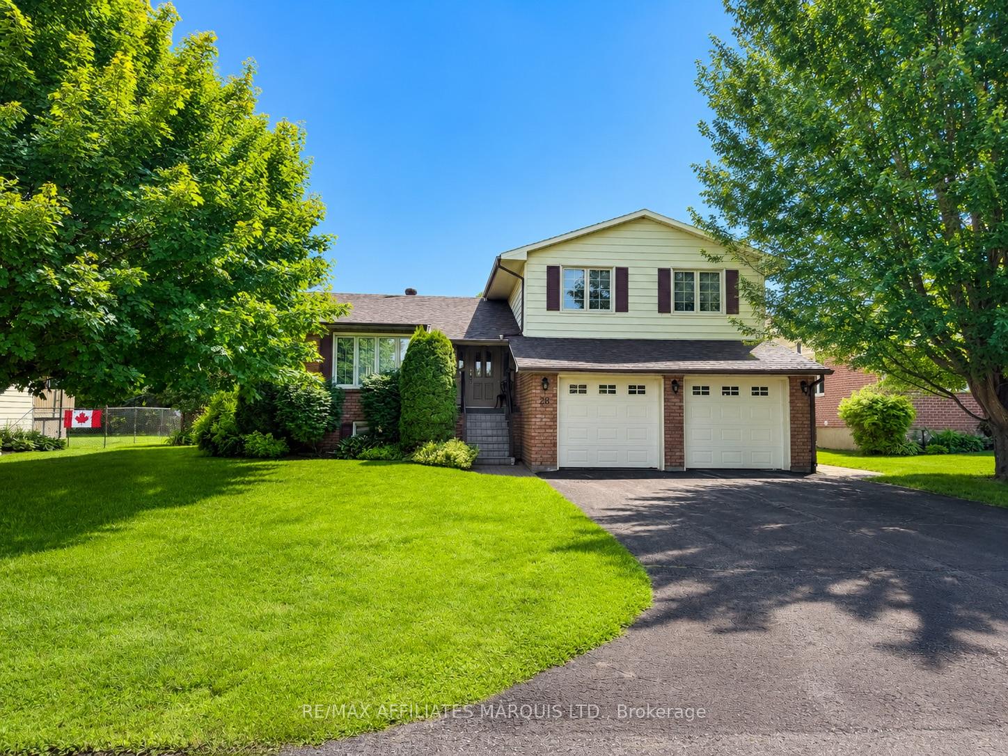 28-fairholme-drive-south-dundas-ontario-x13604874