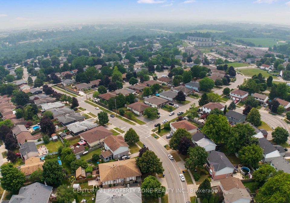 137-nickolas-crescent-cambridge-ontario-x13604936