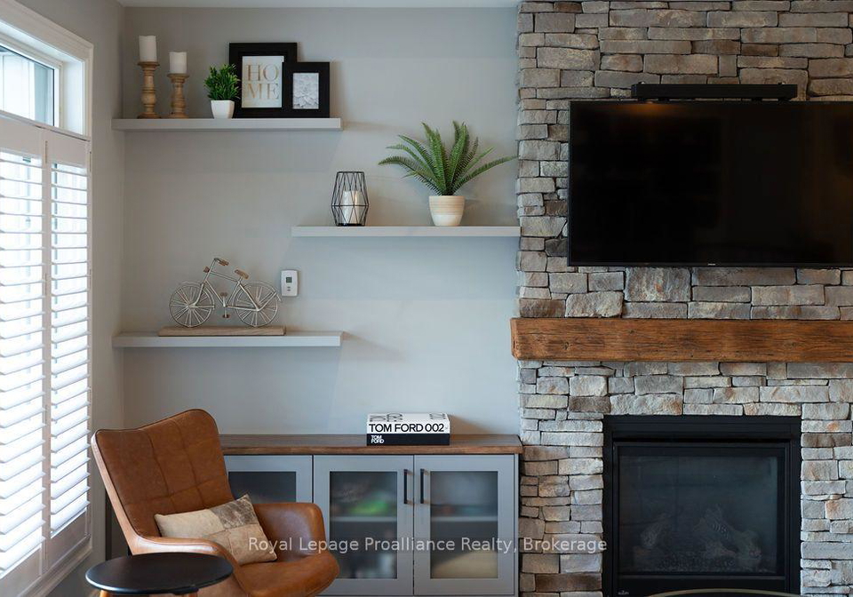 45-ambrosia-terrace-quinte-west-ontario-x13605022
