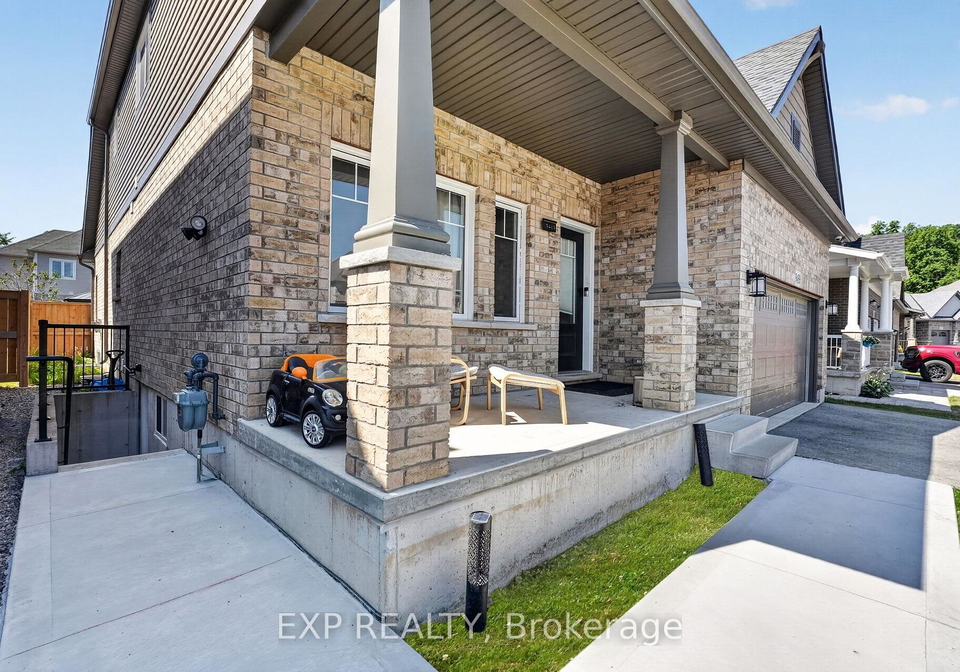 9469-tallgrass-avenue-niagara-falls-ontario-x13605314