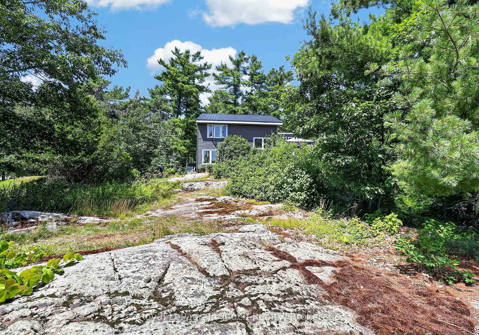 b207-lot-31-island-island-the-archipelago-ontario-x13605344