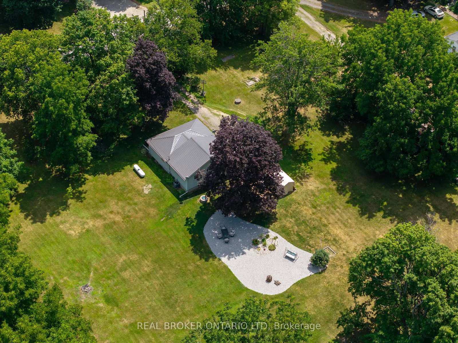 15-middlemiss-avenue-southwest-middlesex-ontario-x13605444