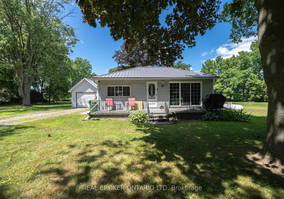 15-middlemiss-avenue-southwest-middlesex-ontario-x13605444