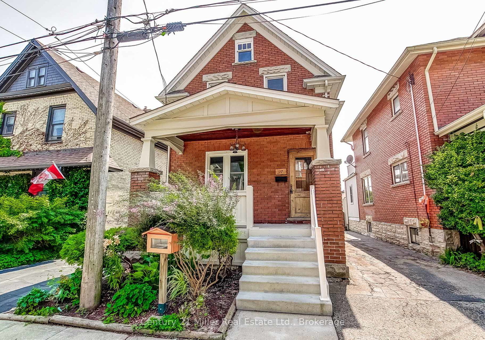 17-whitney-place-kitchener-ontario-x13605910