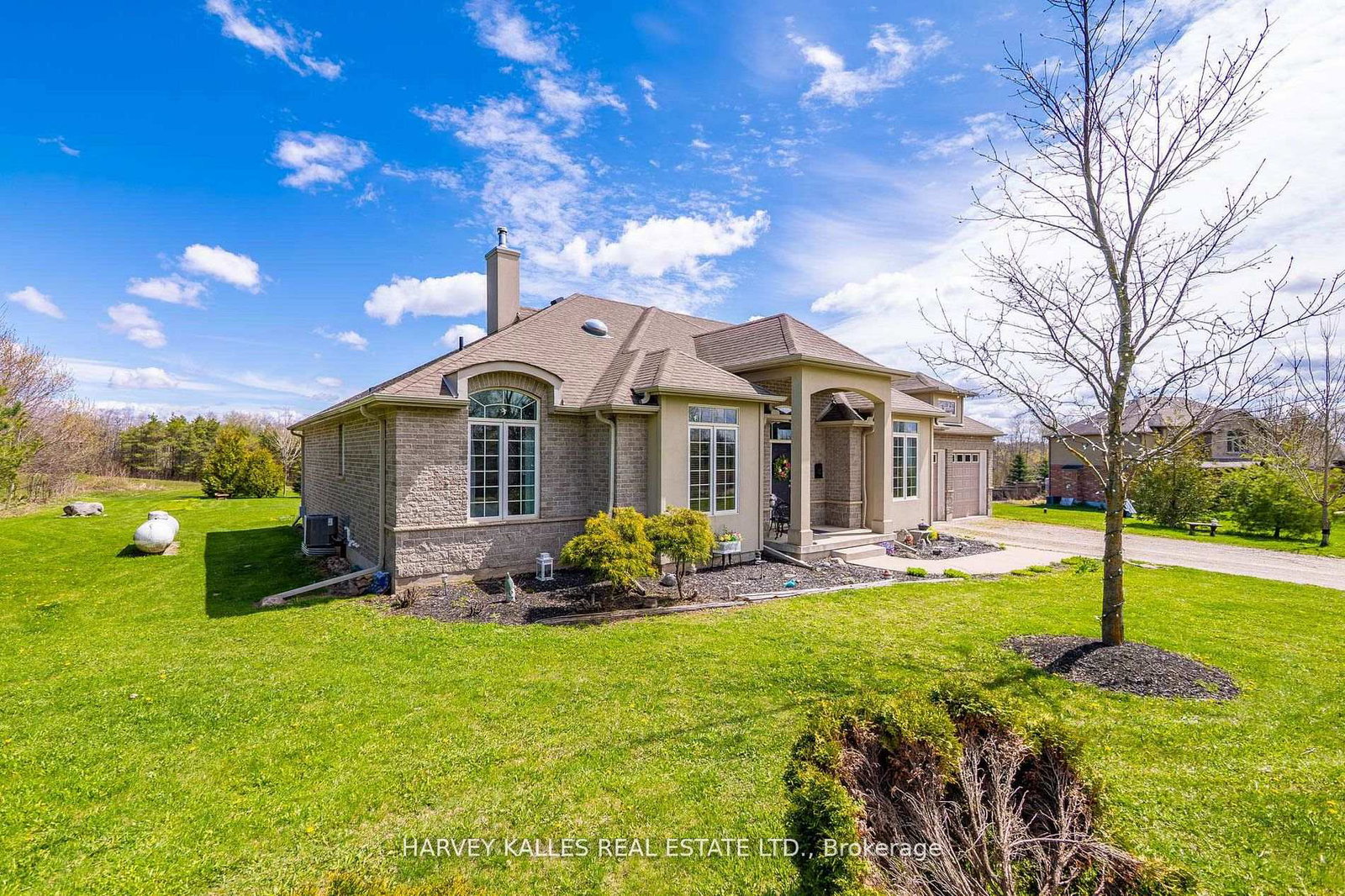 4933-eramosa-townline-n-erin-ontario-x13605912