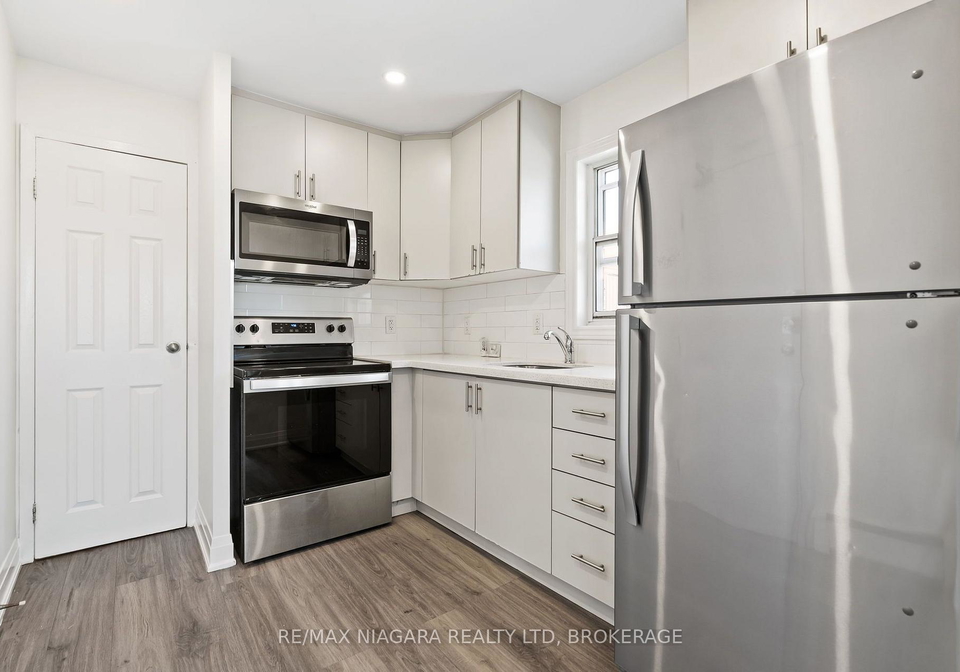 237-church-street-st-catharines-ontario-x13605914