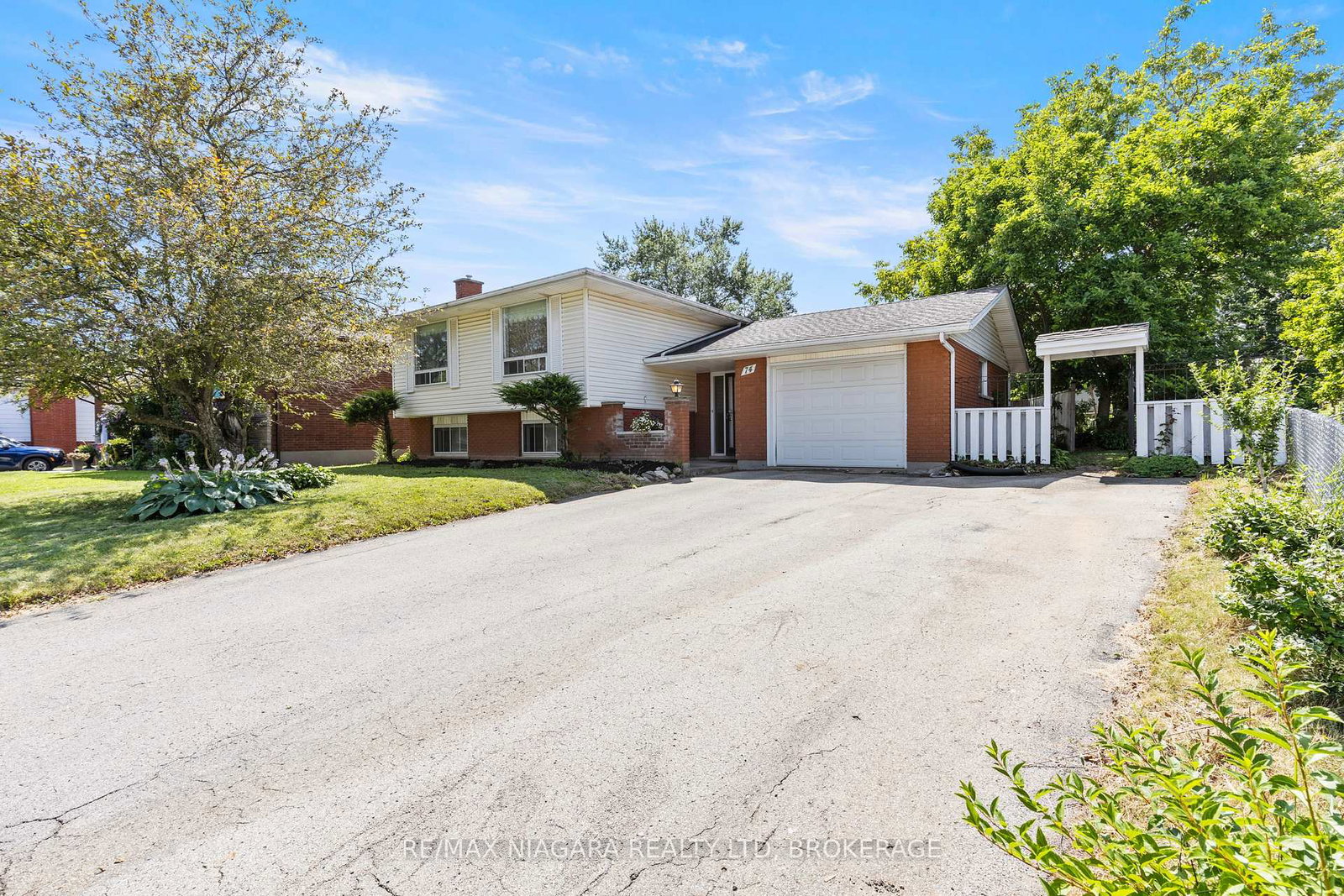 74-westwood-crescent-welland-ontario-x13605970