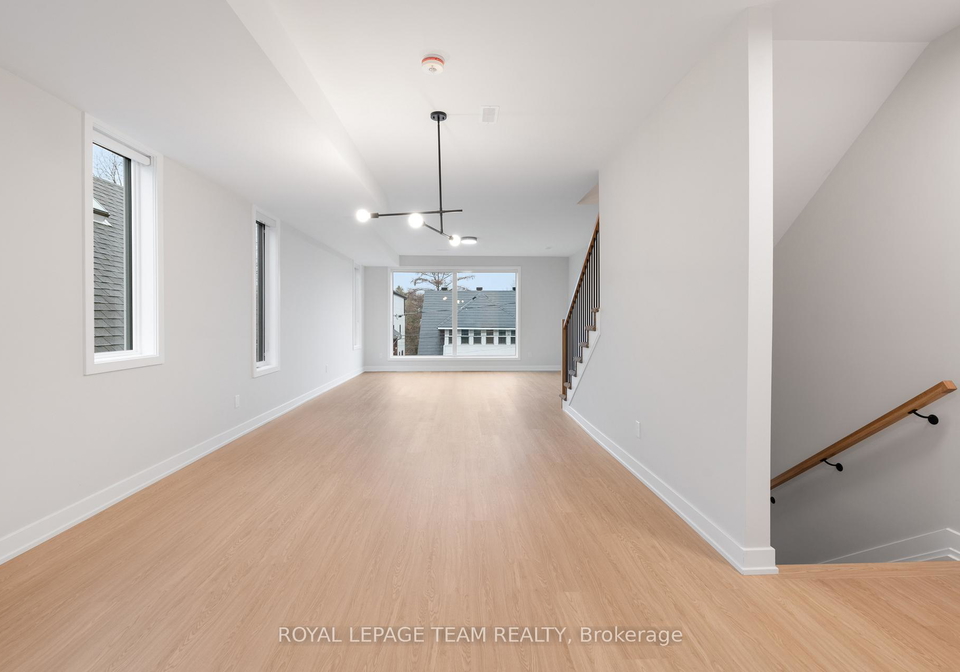 49-grosvenor-avenue-ottawa-ontario-x13606250
