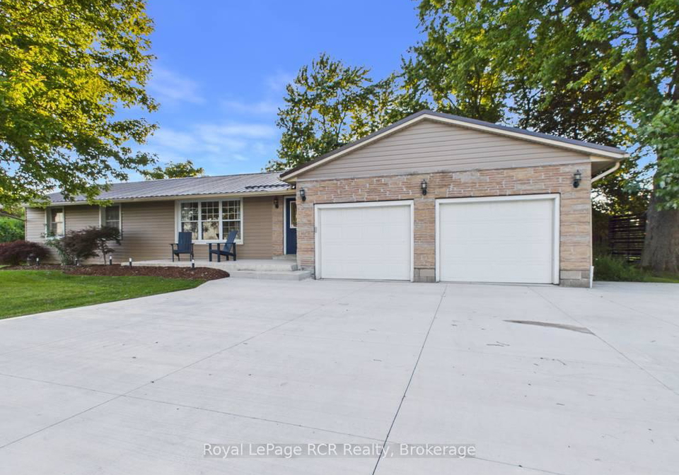 796-lake-range-drive-huron-kinloss-ontario-x13606254