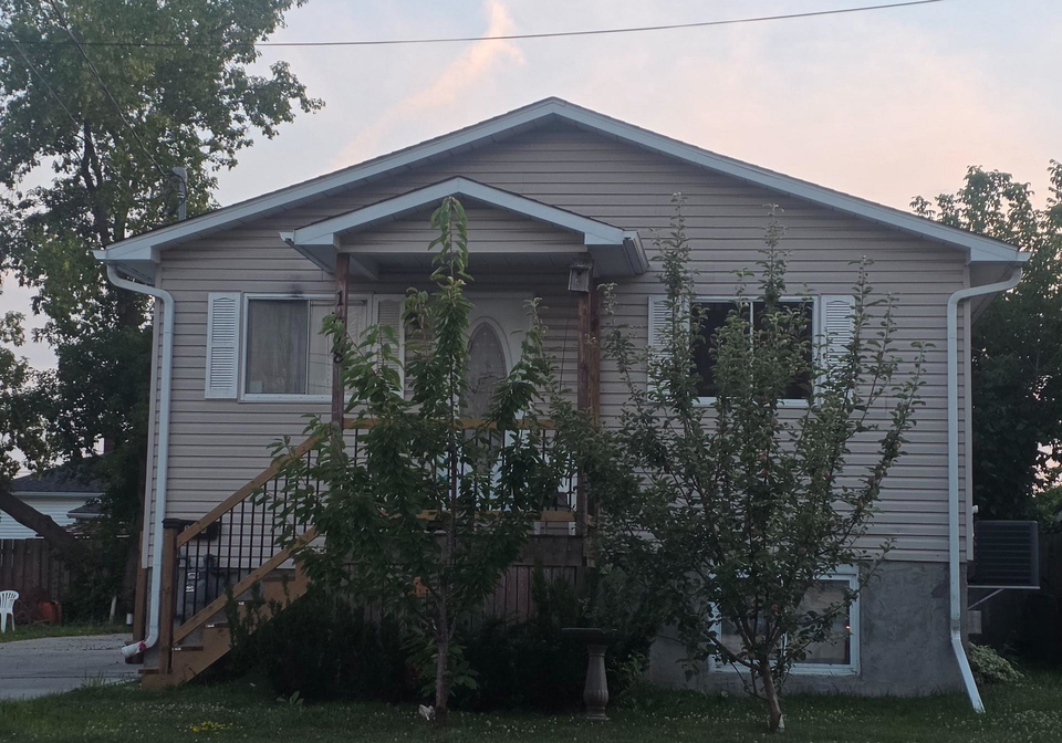 1418-cumberland-street-cornwall-ontario-x13606376