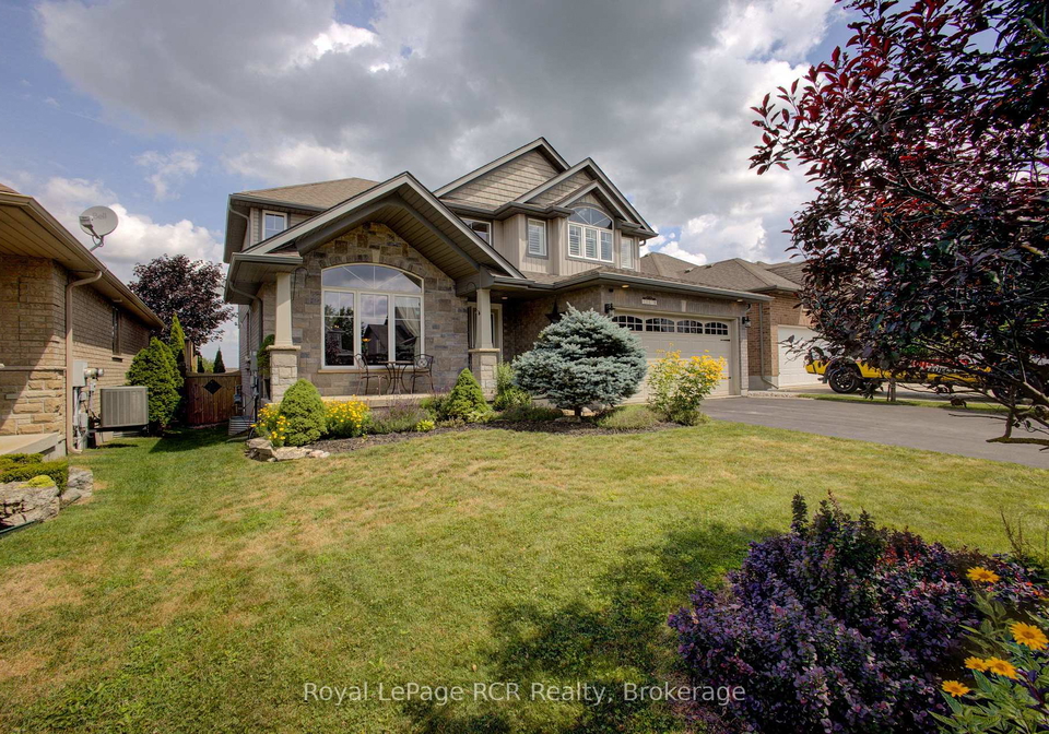 237-carrol-street-wellington-north-ontario-x13606400
