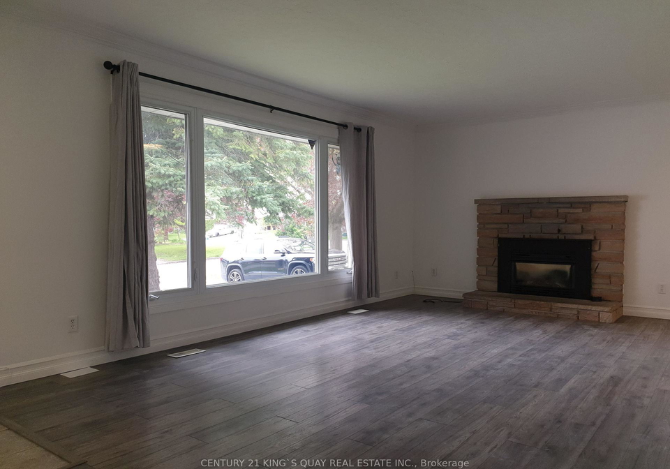 18-manor-crescent-quinte-west-ontario-x13606416