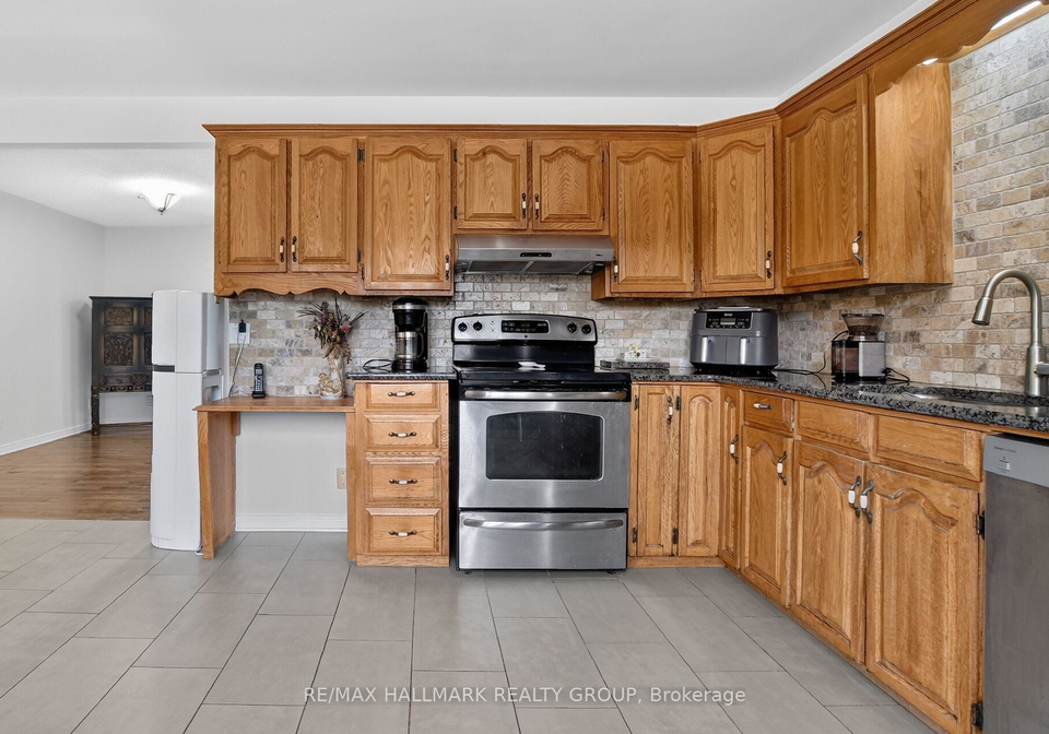 3606-mcbean-street-ottawa-ontario-x13606664