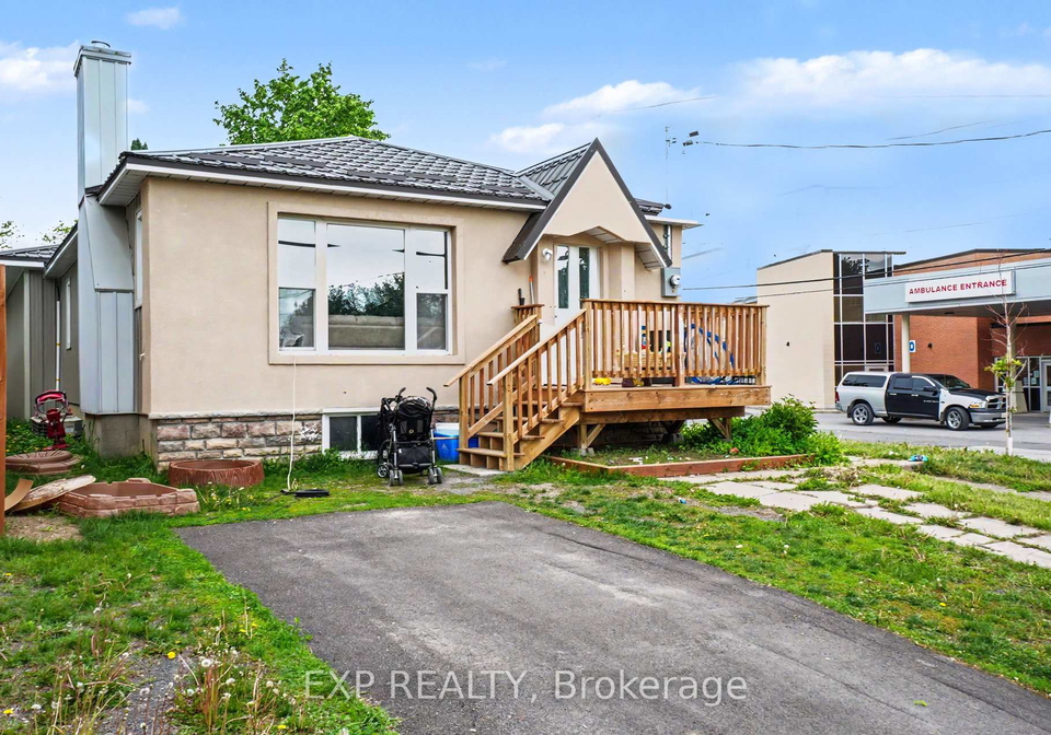 55-spring-street-mississippi-mills-ontario-x13607054