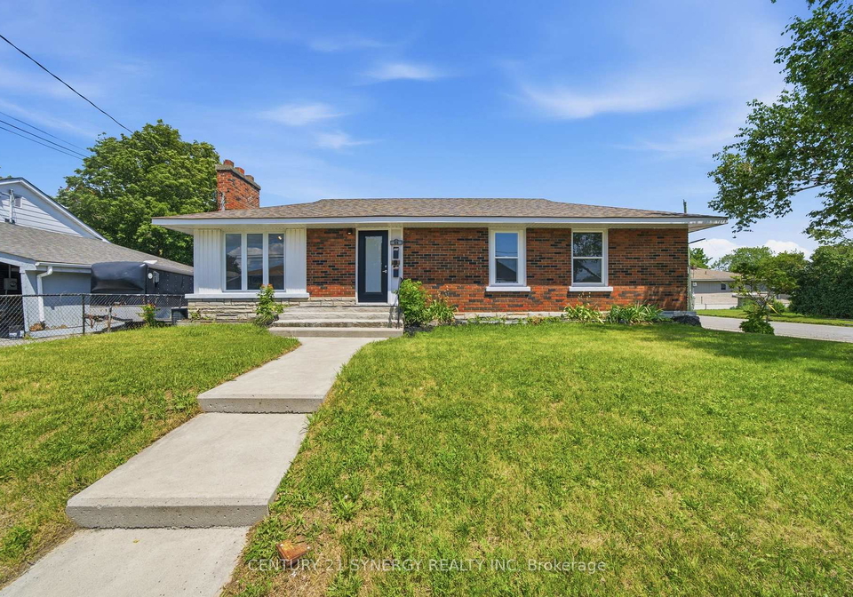 95-west-street-w-quinte-west-ontario-x13607056