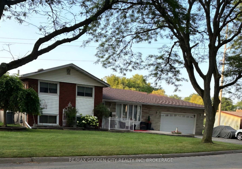 8842-roosevelt-street-niagara-falls-ontario-x13607078