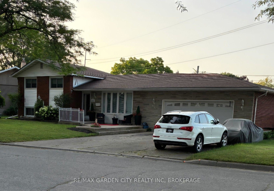 8842-roosevelt-street-niagara-falls-ontario-x13607078