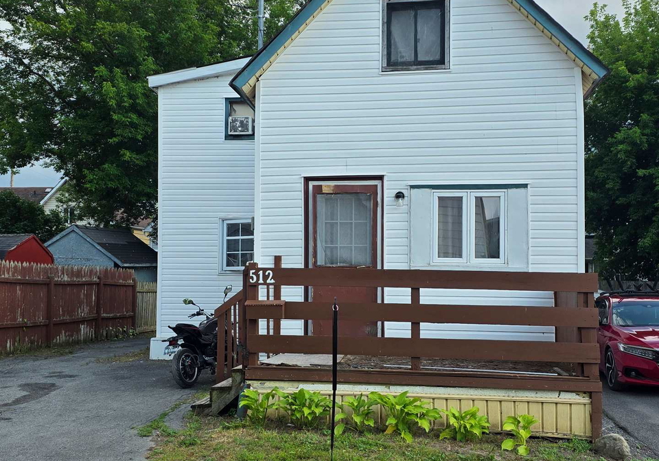 512-first-street-w-cornwall-ontario-x13607144