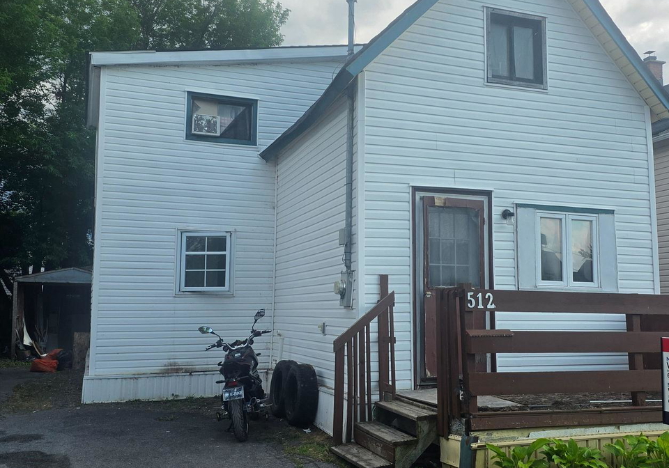 512-first-street-w-cornwall-ontario-x13607144